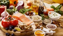 Год средиземноморской диеты сохраняет ум в дальнейшей жизни в старости